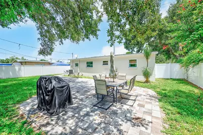 10664 Starkey Road, Seminole, FL 33777 - Photo 21