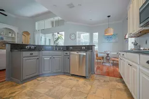 9814 Gretna Grn Dr, Tampa, FL 33626 - Photo 15