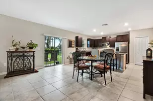 12813 Wildflower Meadow Dr, Riverview, FL 33579 - Photo 9