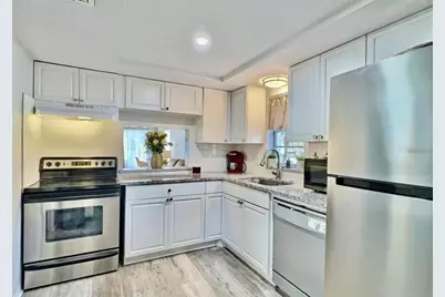 8651 10th Street N #130, Saint Petersburg, FL 33702 - Photo 5
