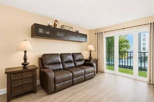 51 Island Way, Clearwater Beach, FL 33767 - Photo 11