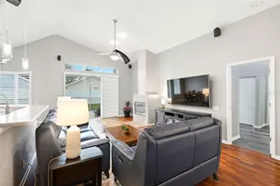 1258 Paradise Lake Dr, Tarpon Springs, FL 34689 - Photo 11