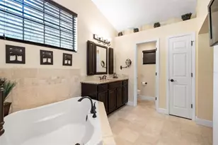 806 Sparrow Ave, Palm Harbor, FL 34683 - Photo 25