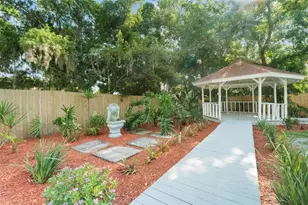 806 Sparrow Ave, Palm Harbor, FL 34683 - Photo 41