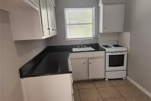 487 1st St S, Saint Petersburg, FL 33701 - Photo 7