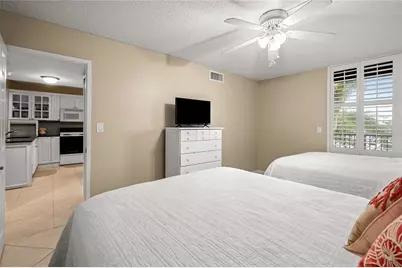 9525 Blind Pass Road #206, Saint Petersburg, FL 33706 - Photo 13
