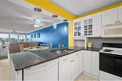 9525 Blind Pass Road #206, Saint Petersburg, FL 33706 - Photo 7