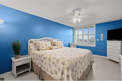 9525 Blind Pass Road #206, Saint Petersburg, FL 33706 - Photo 21