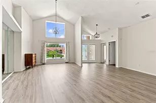 13513 Woodside Dr, Hudson, FL 34667 - Photo 5