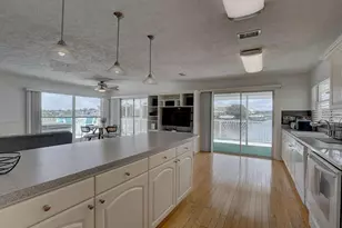 9914 Alavista Dr, Gibsonton, FL 33534 - Photo 9