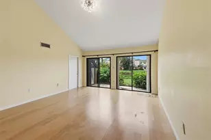 3813 Fishing Trail, Sarasota, FL 34235 - Photo 9