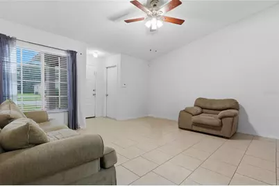 1210 Blufield Avenue, Brandon, FL 33511 - Photo 9