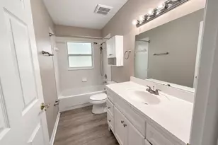28427 Sunvale Pl, Wesley Chapel, FL 33543 - Photo 19