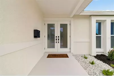 1137 54th Avenue S, Saint Petersburg, FL 33705 - Photo 3
