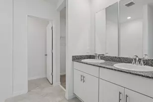2896 Wild Olive Dr, Saint Cloud, FL 34772 - Photo 9