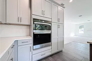 4732 W Wallcraft Ave, Tampa, FL 33611 - Photo 31