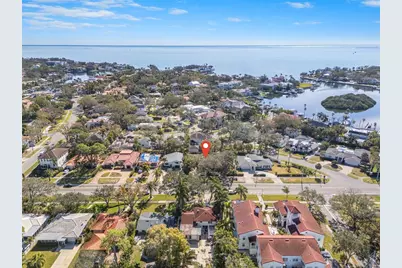 215 Snell Isle Boulevard NE, Saint Petersburg, FL 33704 - Photo 1