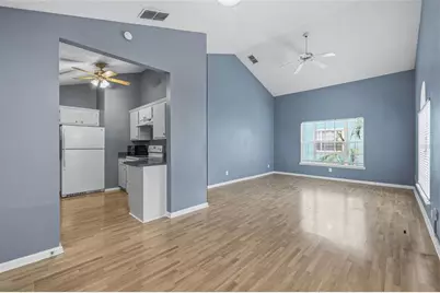3002 W Cleveland Street #A8, Tampa, FL 33609 - Photo 3