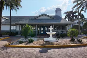 8512 Oleander Flower Ln, Tampa, FL 33614 - Photo 5