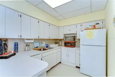 13870 Oakwood Lane #13870, Seminole, FL 33776 - Photo 19