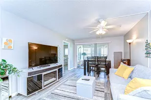 13870 Oakwood Ln, Seminole, FL 33776 - Photo 5