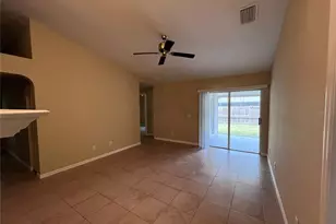9673 Fox Hearst Rd, Tampa, FL 33647 - Photo 5