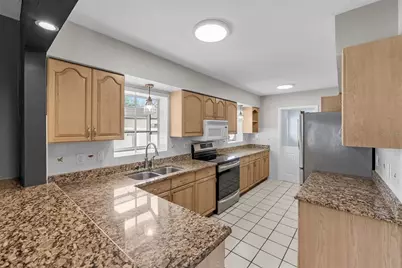 7002 Applewood Court, Tampa, FL 33615 - Photo 13