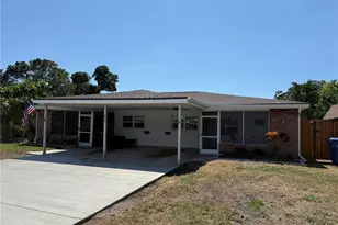 674 Heritage Ln, Largo, FL 33770 - Photo 1