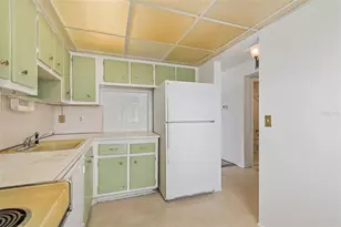 1900 68th St N, Saint Petersburg, FL 33710 - Photo 5