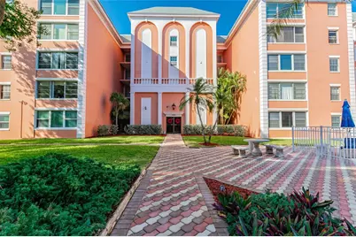 1900 68th Street N #210, Saint Petersburg, FL 33710 - Photo 1