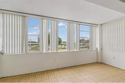 1900 68th Street N #210, Saint Petersburg, FL 33710 - Photo 17