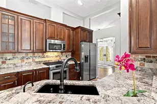 10113 Cannon Dr, Riverview, FL 33578 - Photo 11
