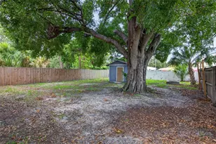 1610 N Lois Ave, Tampa, FL 33607 - Photo 31