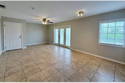 4728 Beach Drive SE #B, Saint Petersburg, FL 33705 - Photo 3