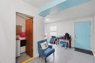 2311 35th St S, Saint Petersburg, FL 33711 - Photo 17