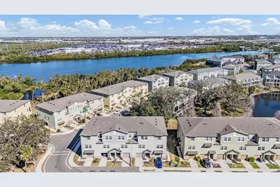 4607 Tuscan Loon Drive, Tampa, FL 33619 - Photo 3