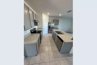 528 Boardwalk Avenue, Haines City, FL 33844 - Photo 9
