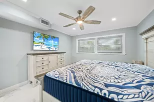 6061 2nd St E, Saint Petersburg, FL 33706 - Photo 21