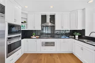 180 Beach Dr NE, Saint Petersburg, FL 33701 - Photo 15