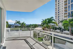 180 Beach Dr NE, Saint Petersburg, FL 33701 - Photo 9