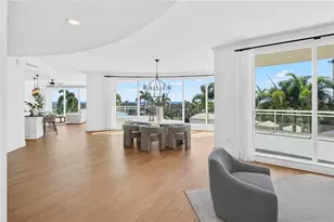 180 Beach Dr NE, Saint Petersburg, FL 33701 - Photo 17