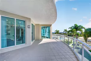 180 Beach Dr NE, Saint Petersburg, FL 33701 - Photo 25