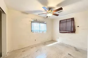 10955 111th St, Largo, FL 33778 - Photo 9