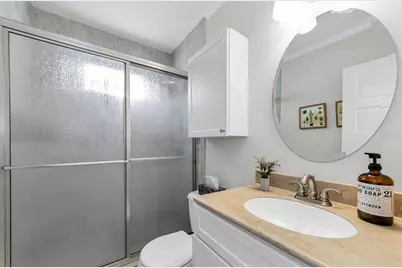 3021 15th Street N, Saint Petersburg, FL 33704 - Photo 39