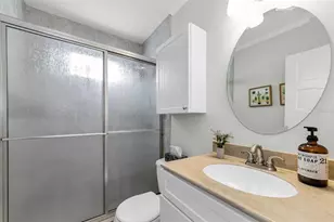 3021 15th St N, Saint Petersburg, FL 33704 - Photo 39