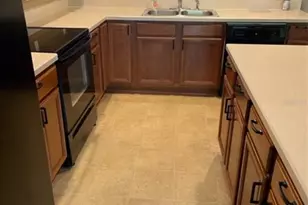 10934 Johanna Ave, Riverview, FL 33578 - Photo 11