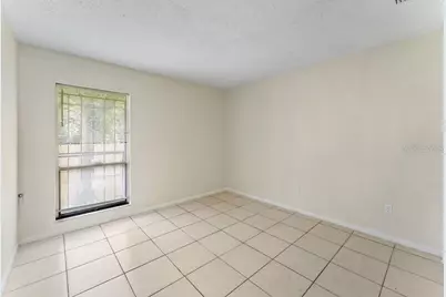 918 Otto Villa Place #9, Tampa, FL 33612 - Photo 9