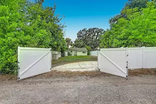 5458 6th Ave N, Saint Petersburg, FL 33710 - Photo 31