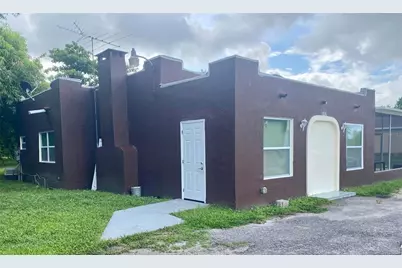 1313 15th Street E, Bradenton, FL 34208 - Photo 1