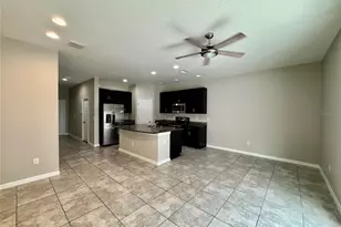 7208 Grand Elm Dr, Riverview, FL 33578 - Photo 5